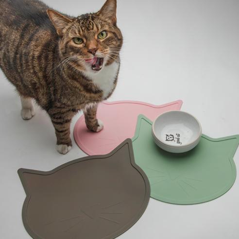 Silicone Placemat | Cat Head Warm Gray